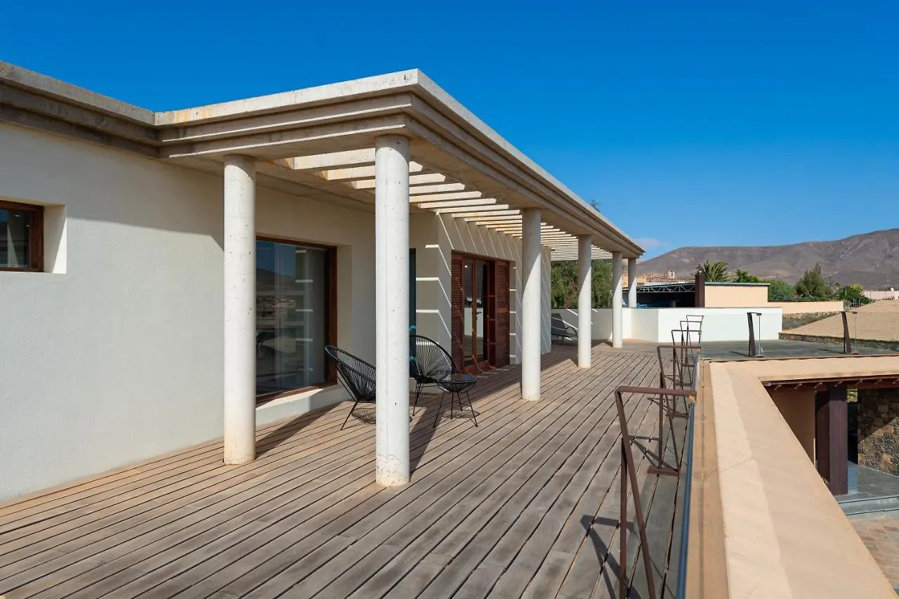 Homeforguest Oasis Villa With Swimming Pool In 4000M2 Garden Triquivijate