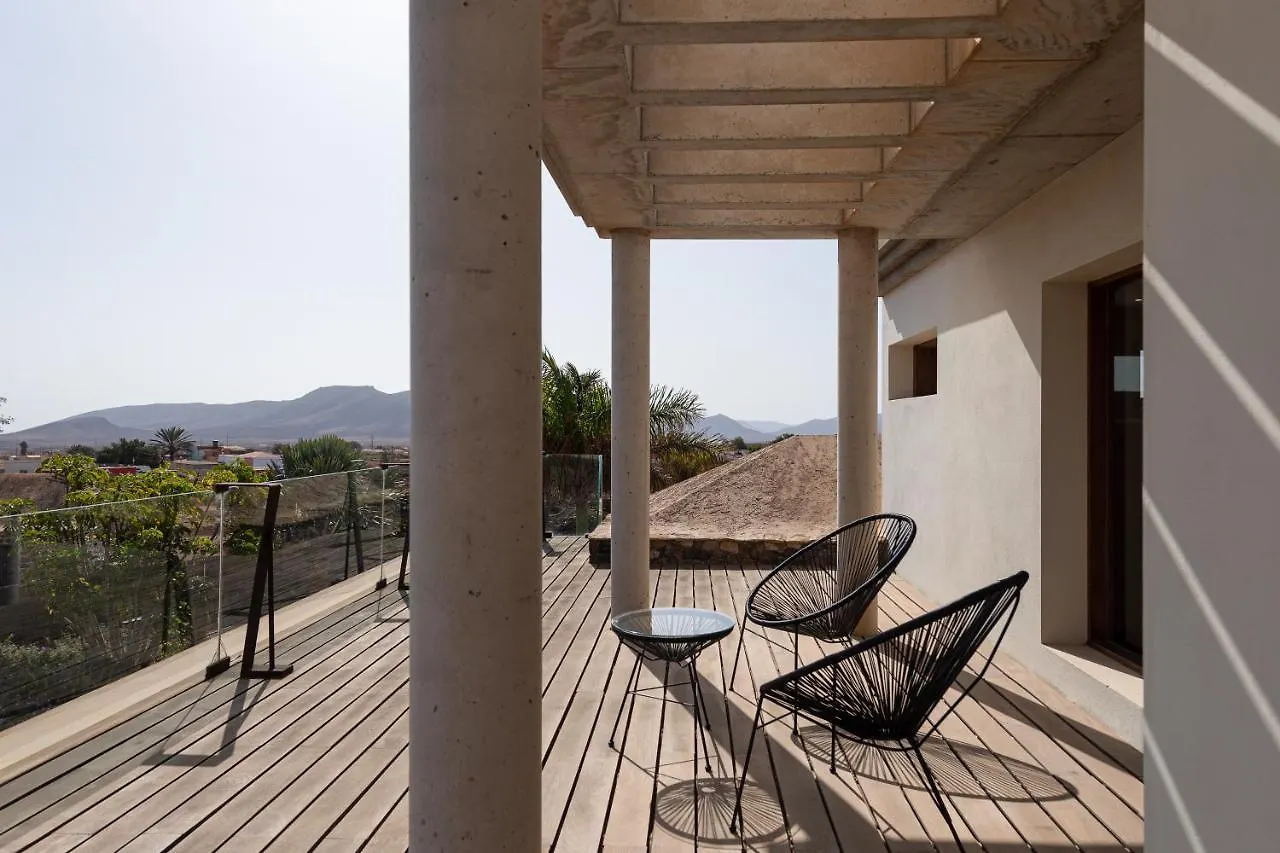 Homeforguest Oasis Villa With Swimming Pool In 4000M2 Garden Triquivijate 0*,