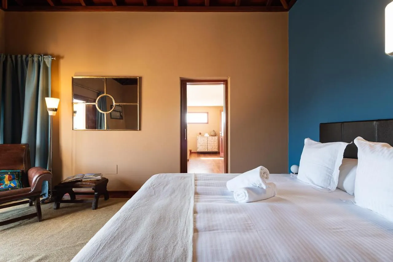Homeforguest Oasis Villa With Swimming Pool In 4000M2 Garden Triquivijate